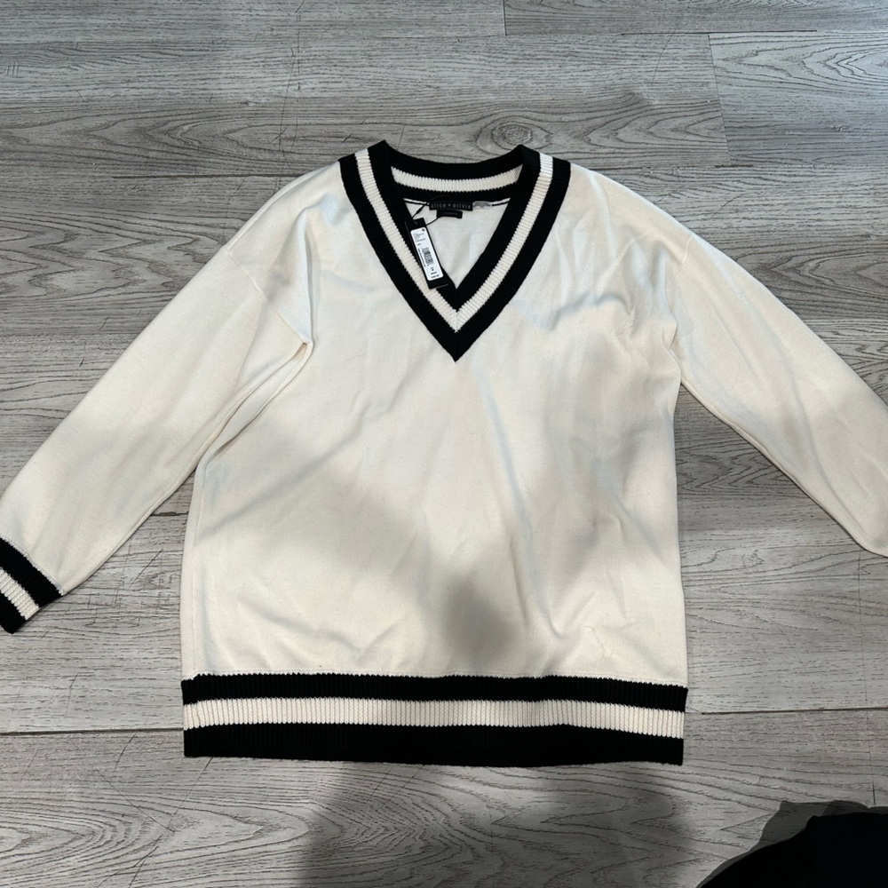 Alice + Olivia Cream V-Neck Sweater with Black Stripe Trim